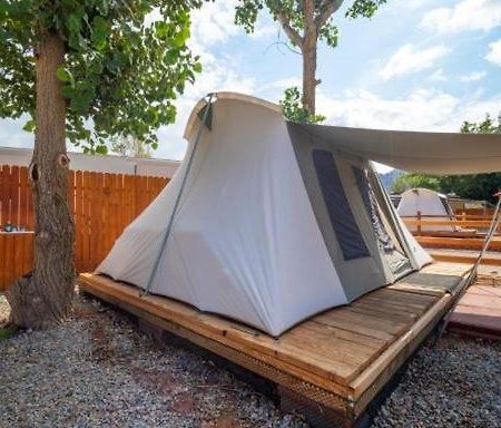Funstays Glamping Setup Tent In Rv Park #2 Ok-T2 Moab Exterior photo
